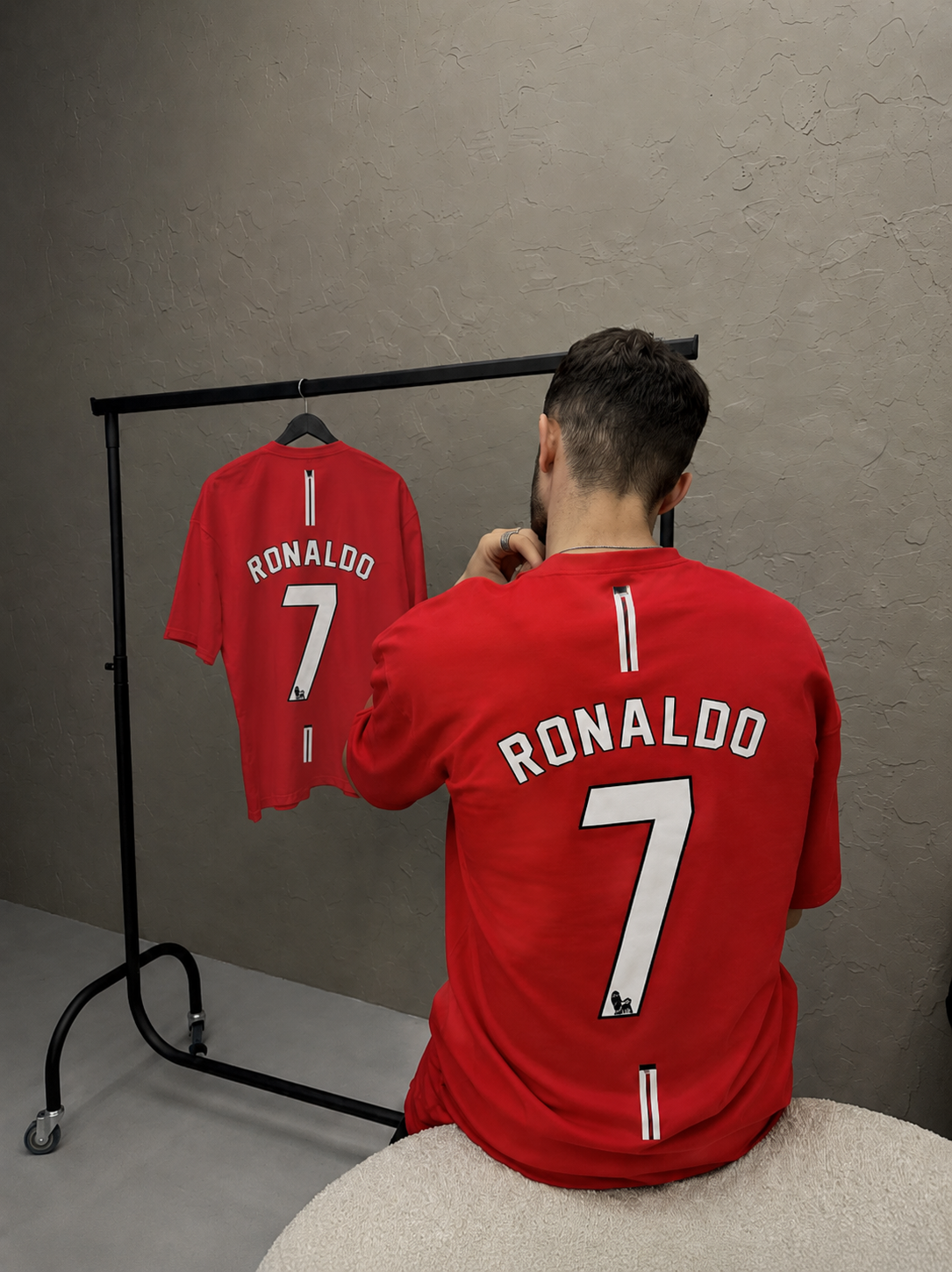 RONALDO RED OVERSIZED T-SHIRT
