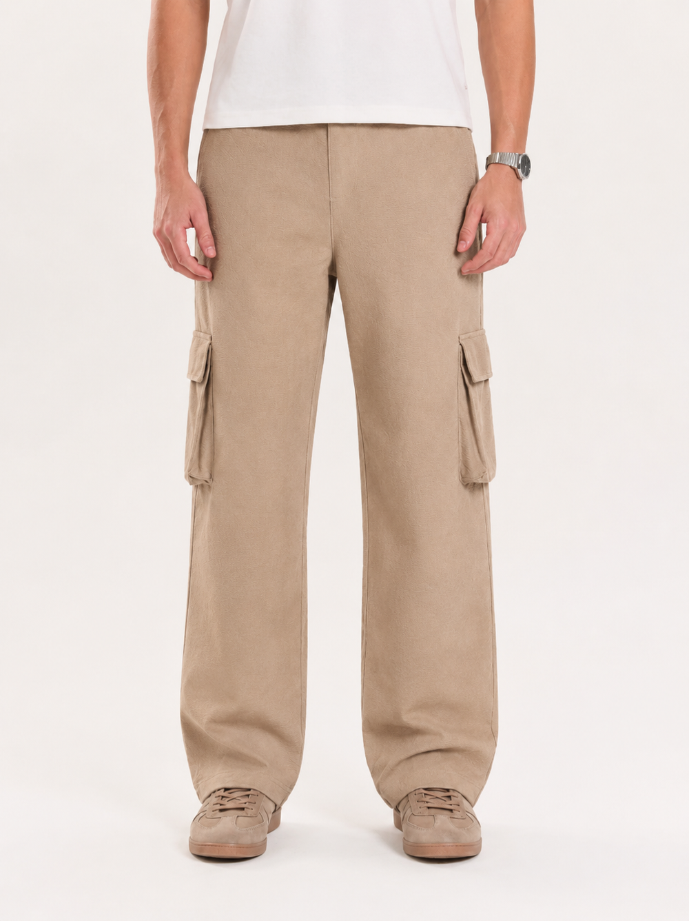 Relaxed Fit Cargo: Beige
