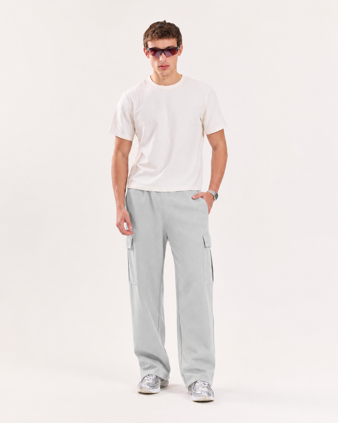 Relaxed Fit Cargo: Grey