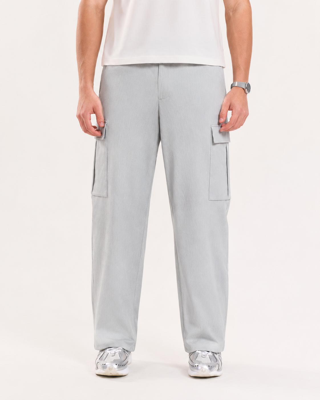 Relaxed Fit Cargo: Grey