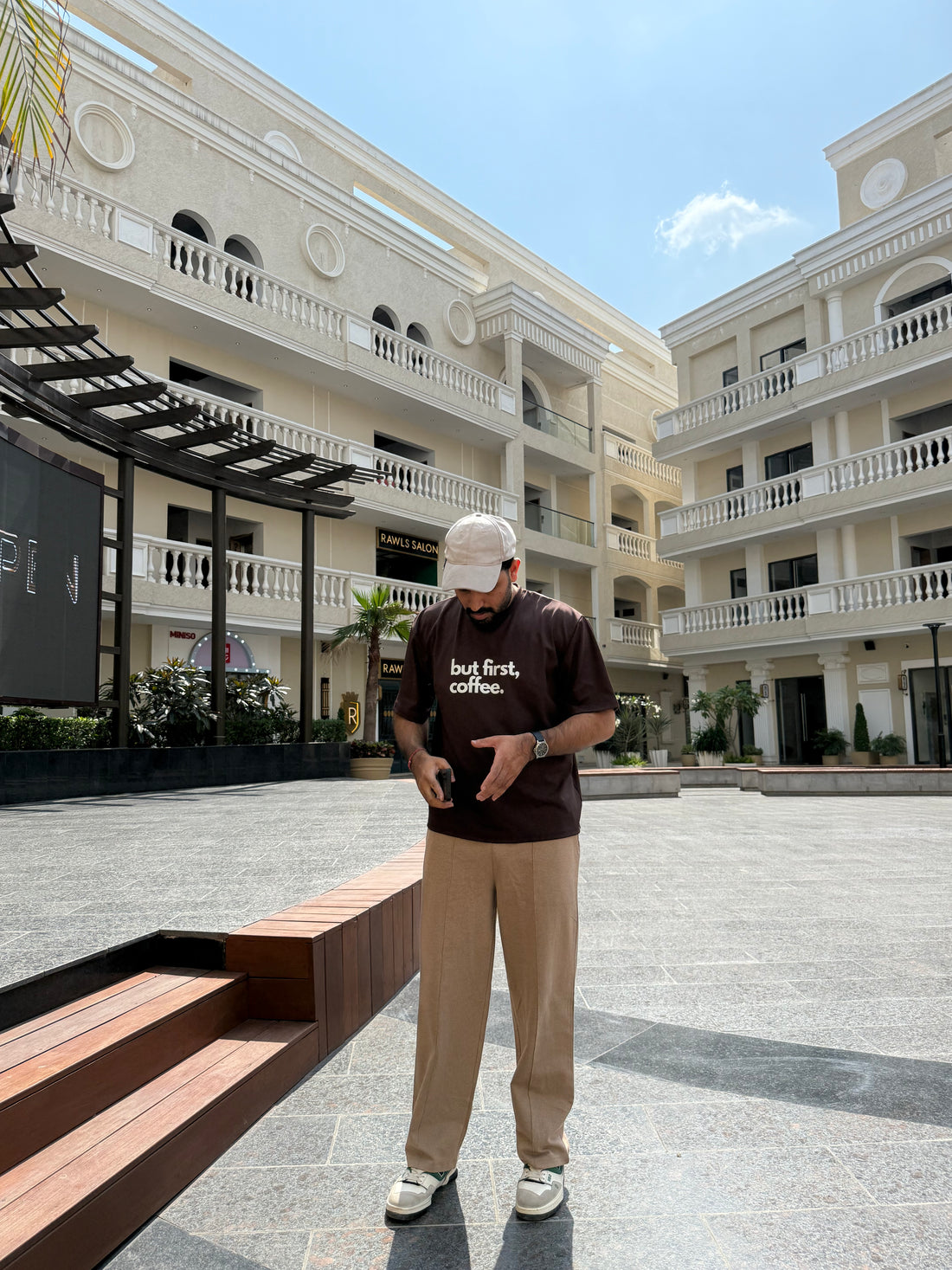 Relaxed Fit pant- With Drawstring Beige