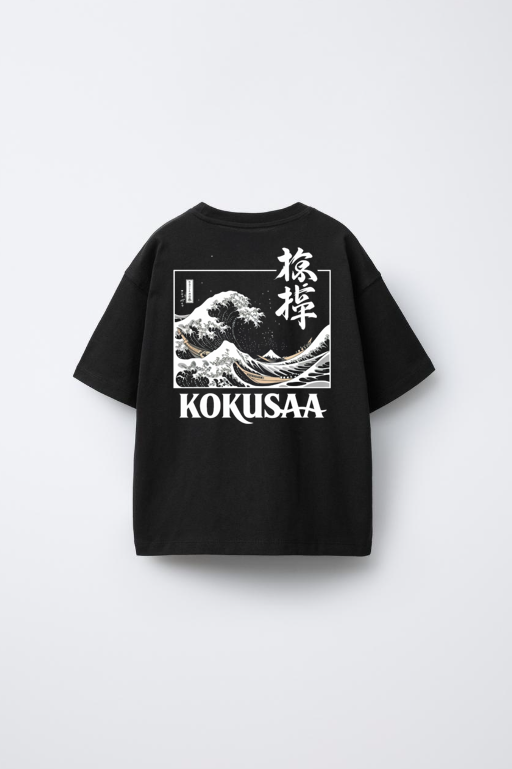 Kokusaa Black Oversized T-shirt