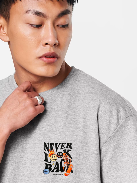Never Look Back Printed T-shirt